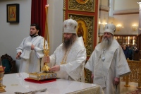 В Лазареву субботу владыка Артемий совершил Божественную литургию в кафедральном соборе