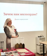 Милосердие в прошлом и настоящем: епархиальный соцотдел провел встречу в краевом визит-центре «Утес»