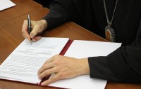 Подписан договор между Хабаровской епархией и министерством социальной защиты населения