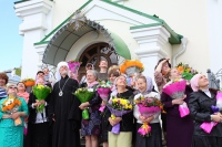 Правящий архиерей поздравил женщин с Днем Жен-мироносиц