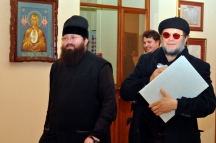 Известный рок-музыкант Борис Гребенщиков посетил Хабаровскую духовную семинарию. 22 октября 2012 года