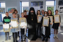 В Международном аэропорту Хабаровска состоялось открытие выставки детского творчества 